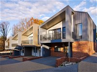 Art House Townhouses - Mount Gambier Accommodation