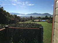 Avon View Stays - Accommodation Airlie Beach