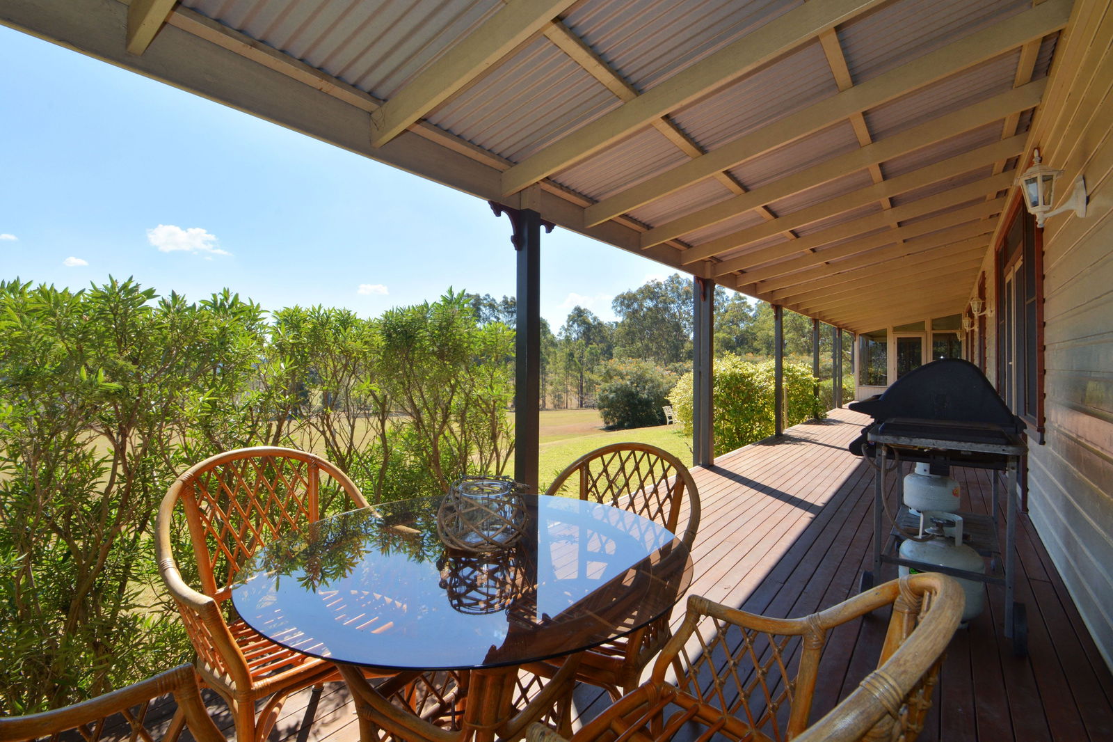 Lovedale NSW Dalby Accommodation