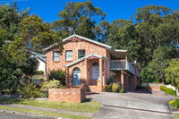 Footsteps to Mollymook Beach - Coogee Beach Accommodation