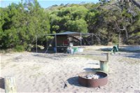 K'gari Fraser Island camping Great Sandy National Park - Mackay Tourism