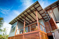 Lilypad Luxury Cabins - Accommodation Airlie Beach