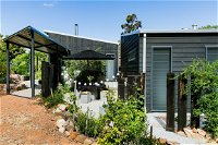 Perth Hills Luxury Getaway - Quenda Guesthouse - Accommodation Sydney