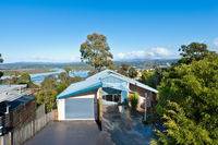 Pure Indulgence Merimbula - Accommodation Coffs Harbour