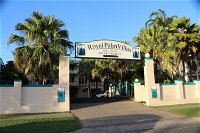 Royal Palm Villas - Accommodation Airlie Beach