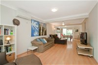 Sea Whispers - Accommodation Airlie Beach