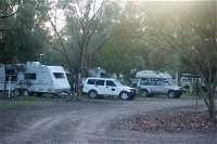 Stony Creek Bush Camp Caravan Park - Accommodation Airlie Beach
