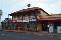 Victoria Hotel Port McDonnell - Accommodation Cooktown