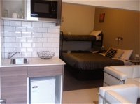 Altair Motel and Restaurant - Accommodation in Surfers Paradise