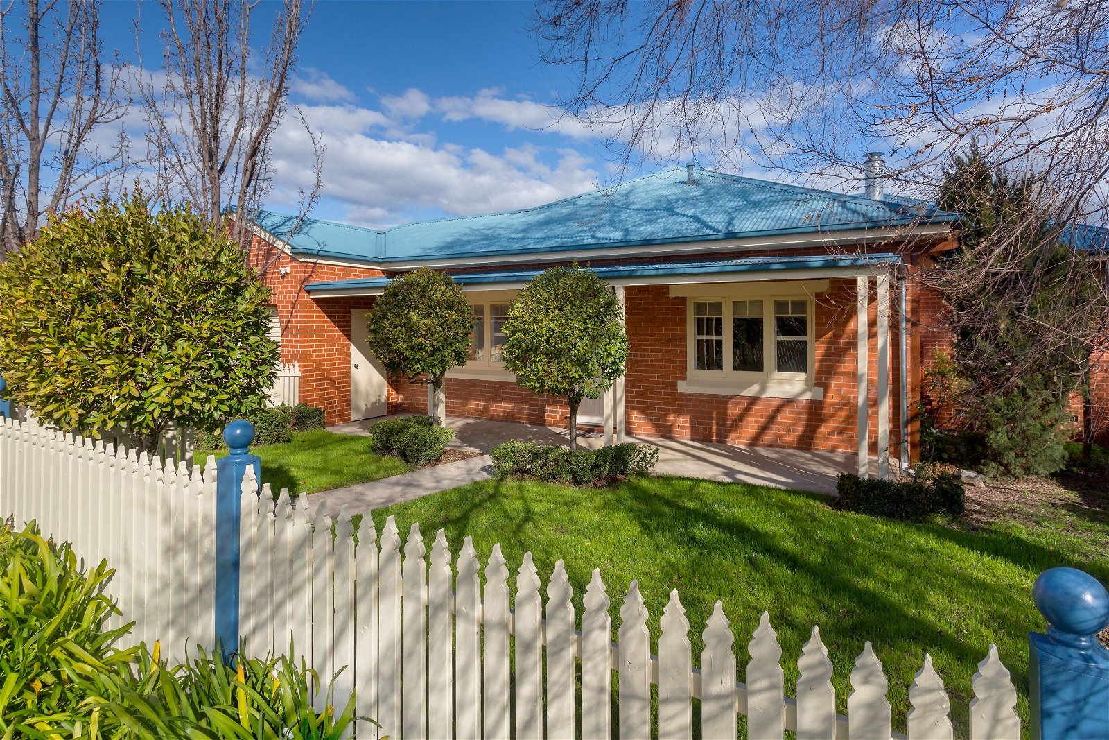 East Albury NSW Accommodation Find