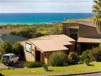 Beachfront Apartments Narooma - Accommodation Airlie Beach