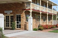 Grand Manor Motor Inn - Tourism Adelaide