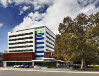 Holiday Inn Express Newcastle - Townsville Tourism