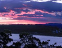 Longbeach Clifftop Retreat - Townsville Tourism