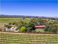 Mulberry Lodge  Country Retreat - Mackay Tourism