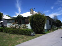 Pitstop Lodge B  B - Accommodation in Surfers Paradise