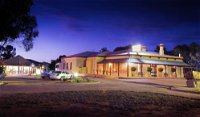 Standpipe Golf Motor Inn - Townsville Tourism