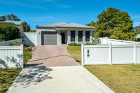 The Nest  Wrights Beach - St Kilda Accommodation