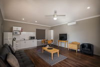 Akuna Motor Inn - WA Accommodation