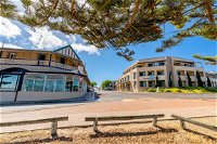 Aurora Ozone Hotel - Redcliffe Tourism