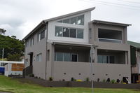 Cowries Harbourside Shellharbour Village - Whitsundays Accommodation