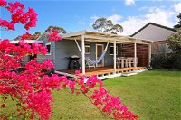 Hayes Beach House - ACT Tourism