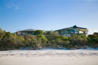 Island Beach Lodge - Accommodation Airlie Beach