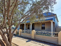 McCulloch's Rest - Redcliffe Tourism