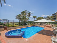 Princess Palm on the Beach - Redcliffe Tourism