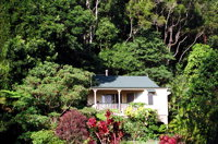 The Falls Montville - Accommodation Airlie Beach