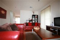 Boutique Stays - Waters Edge - Wagga Wagga Accommodation