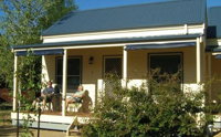 Alpine Valley Cottages - Townsville Tourism