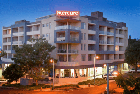 Mercure Centro Hotel - Getaway Accommodation