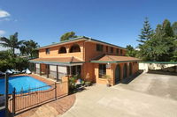 Airlie Court Holiday Apartments - ACT Tourism