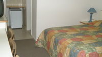 Golf View Motor Inn - Accommodation Gladstone