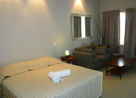 Wynnum West QLD Accommodation Resorts