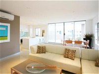 Redvue Luxury Apartments - Hotel Accommodation