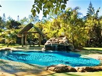 Straddie Bungalows - New South Wales Tourism 