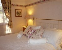 Rossmore Cottage - Hotel Accommodation