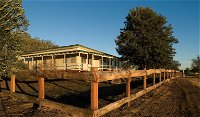 Bat House - Limestone - Australia Accommodation
