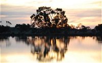 Moulamein Lakeside Caravan Park - Melbourne Tourism