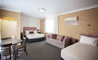 Centralpoint Motel and Apartments - VIC Tourism