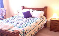 Bay n Beach Bed and Breakfast - - Sunshine Coast Tourism