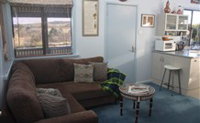 Cockatoo Cottage Pooncarie - Accommodation Newcastle