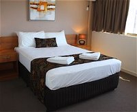 Gladstone Reef Hotel Motel - Melbourne Tourism