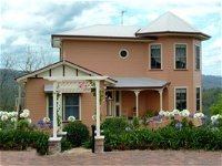 Blue Ridge Manor Bed and Breakfast - Hotel Accommodation