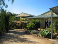 Olas Holiday House - Australia Accommodation