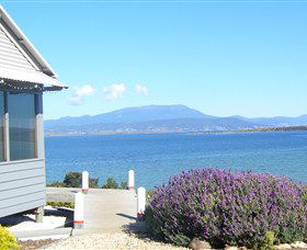 Clifton Beach TAS QLD Tourism