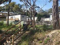 Coningham Beach Holiday Cabins - Melbourne Tourism