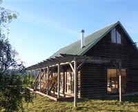 Pinot Cottage on Charles Reuben Estate - Australia Accommodation